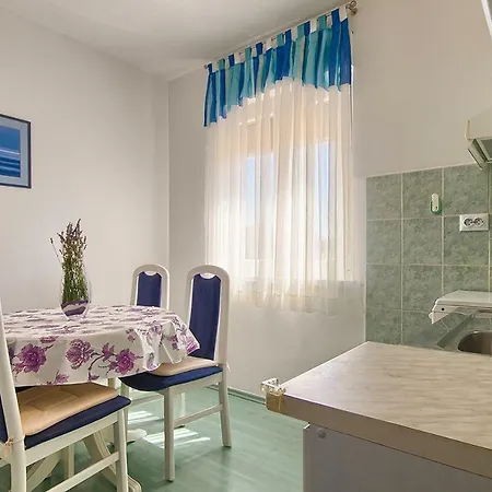 Apartment Cinzia Pula